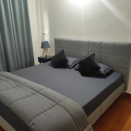 Empra Exotica Apartment Madikeri Bagian luar foto
